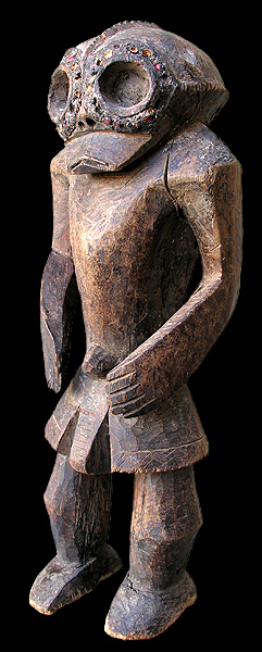 MUMUYE: male figure